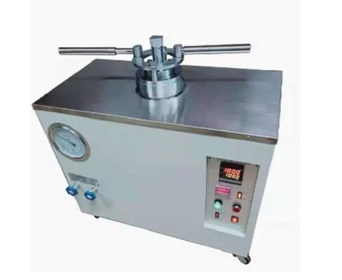 Air Bomb/Oxygen Bomb Aging Testing Machine，In Compliance with the Requirements of GB/T2951.2-1997 and JB/T4278.9 Standards.