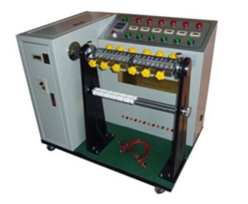 La machine d'essai de balancement de fil est conforme aux normes pertinentes telles que UL817.