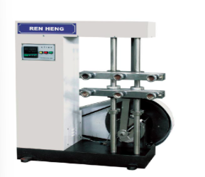 Rubber fatigue testing machine